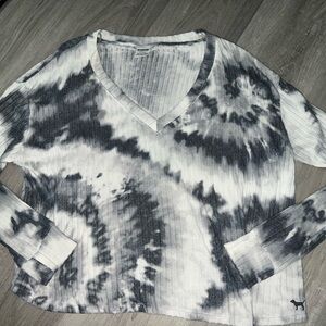 PINK Victoria's Secret Gray Tie-Dye Top